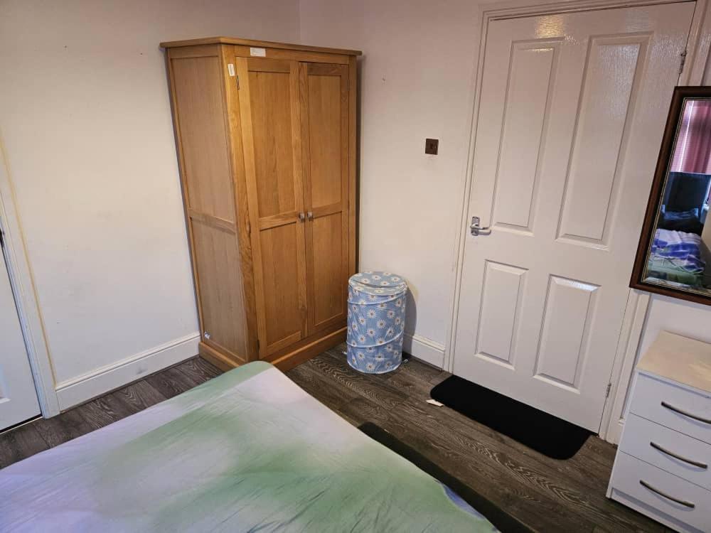 Available Rooms At Buckingham Road Doncaster Exteriör bild