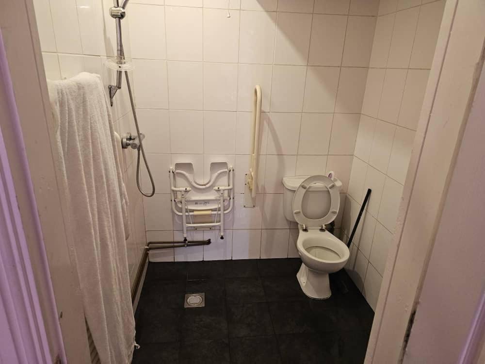 Available Rooms At Buckingham Road Doncaster Exteriör bild