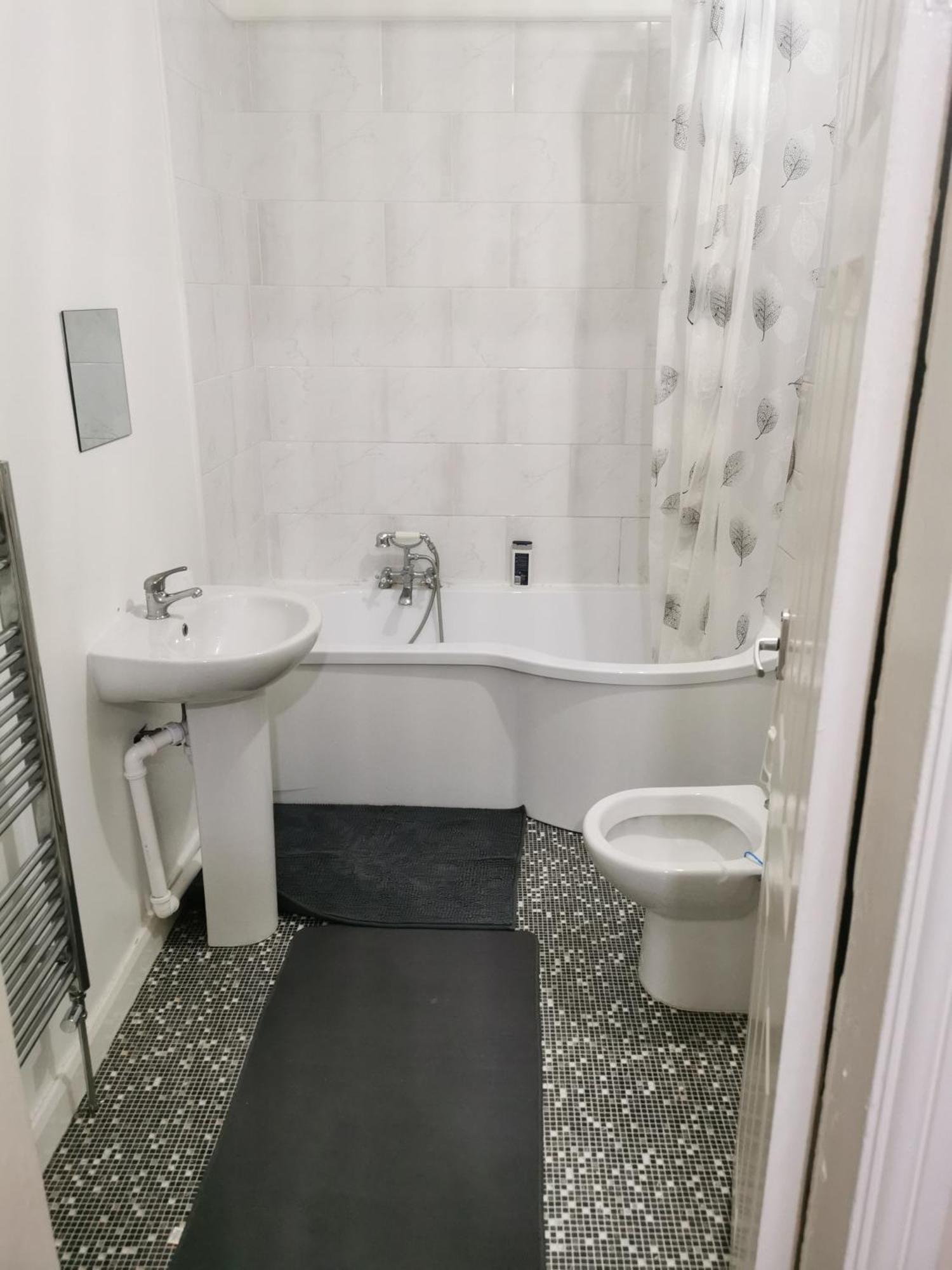 Available Rooms At Buckingham Road Doncaster Exteriör bild